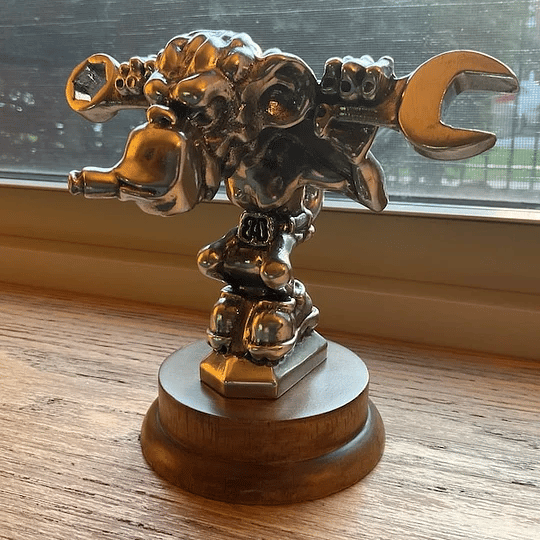 🎁Hood Ornament