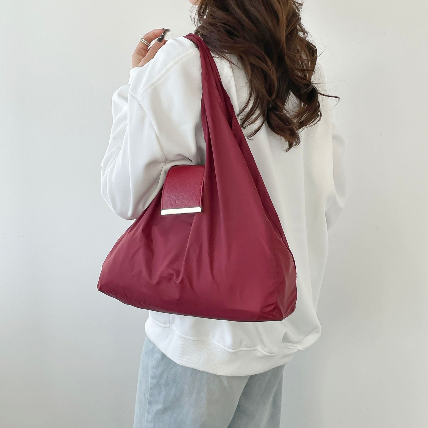 LAST DAY BUY 1 GET 1 FREE🎁-Tiny as a Keychain, Holds Up to 30 lbs! The Ultimate Everyday Foldaway