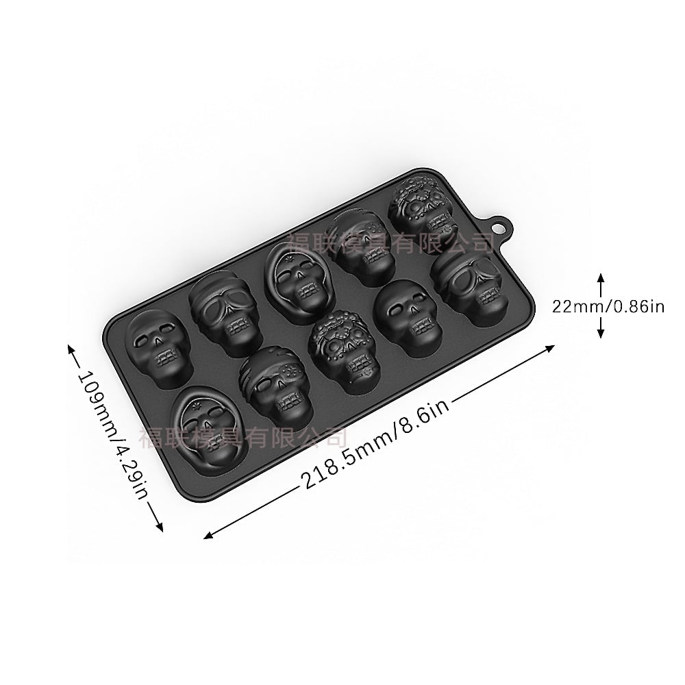 Halloween bakeware haunted skull