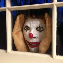 🔥The voyeur who greeted Halloween