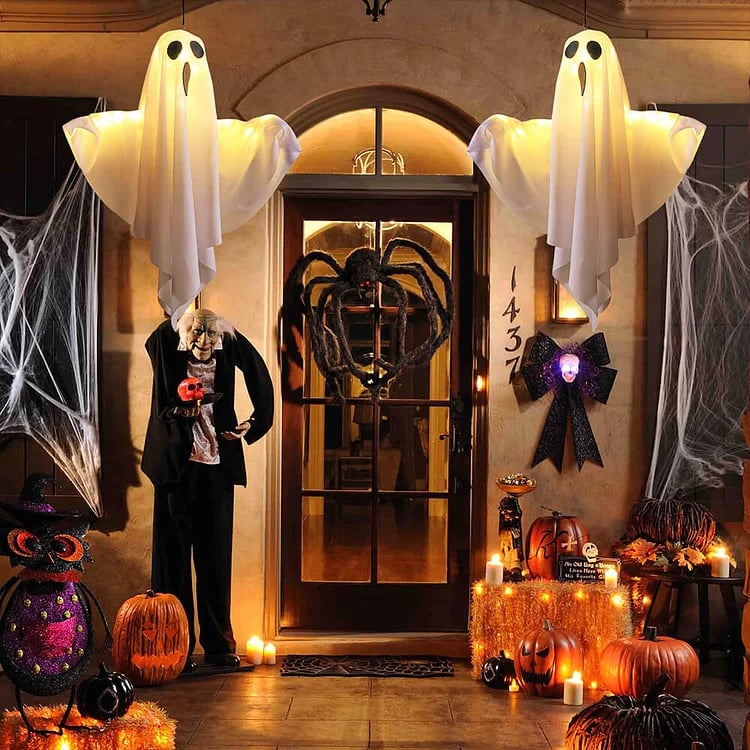 Halloween Glowing Ghost Chandelier